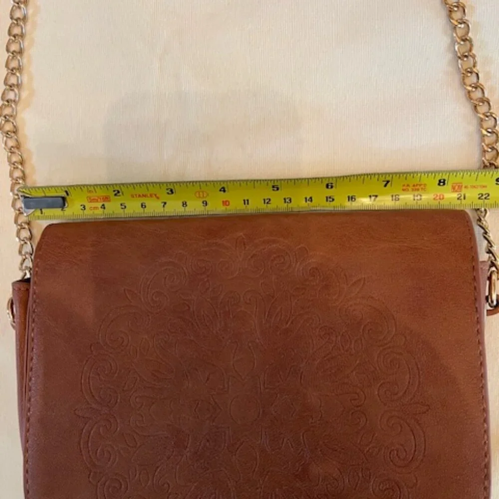 LAURA JANELLE | Crossbody Bag Mandala embossed Southwestern. Vegan-NEW